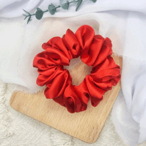 Scrunchie standard czerwona