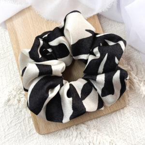 Scrunchie oversized zebra