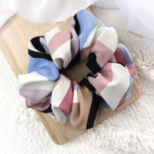 Scrunchie oversized pastelowe paski