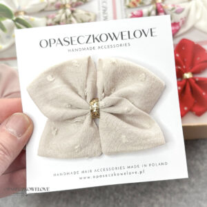 Kokardka Ali - chłodny beż w plumetti - opaska / spinka